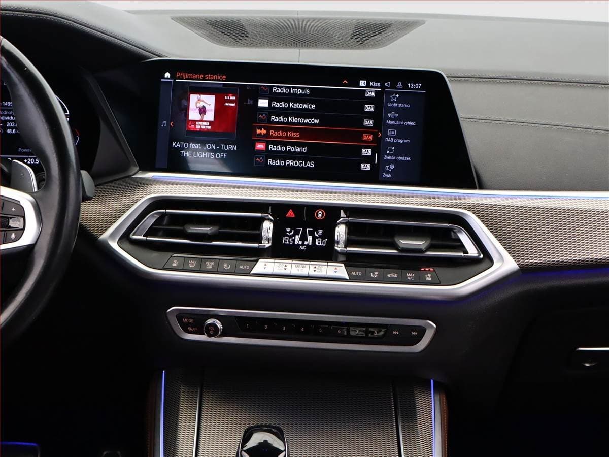 2021 BMW X5 - 10