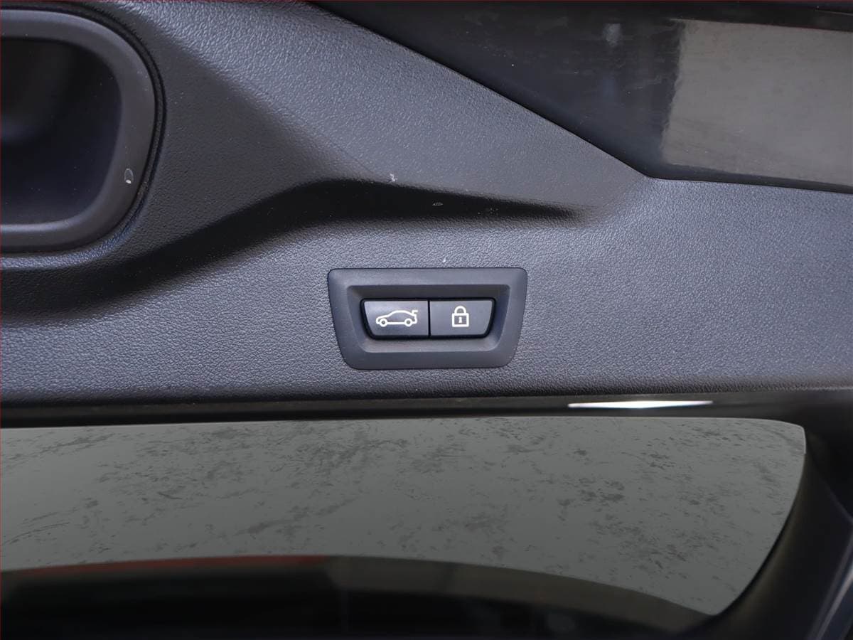 2021 BMW X5 - 16