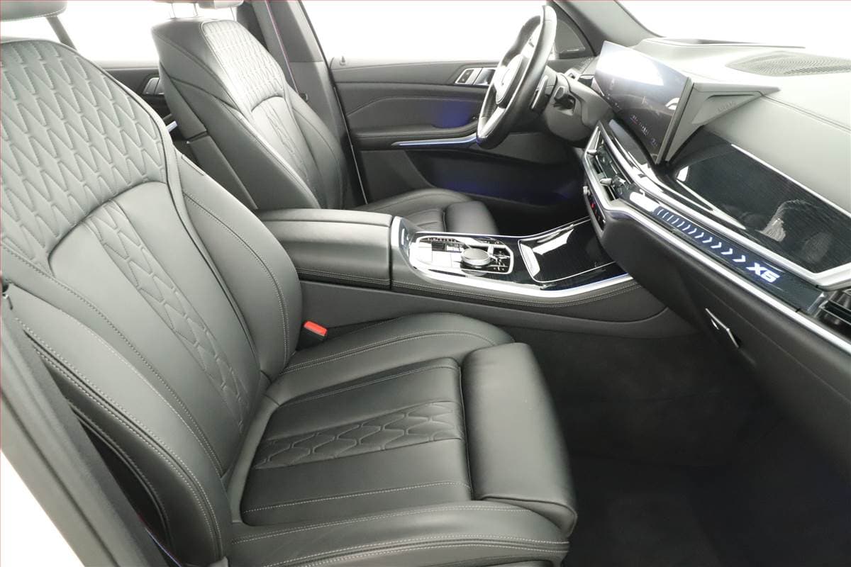 2023 BMW X5 - 7