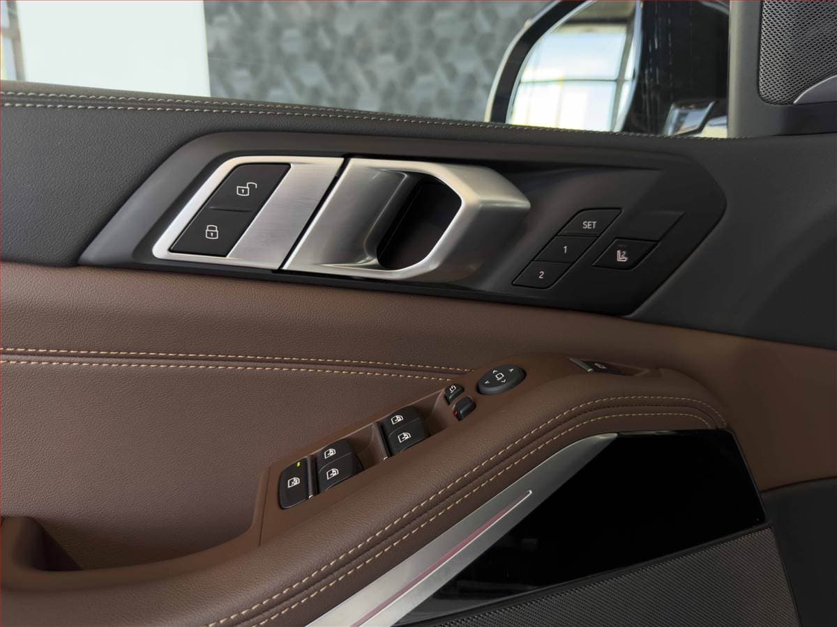 2025 BMW X5 - 13