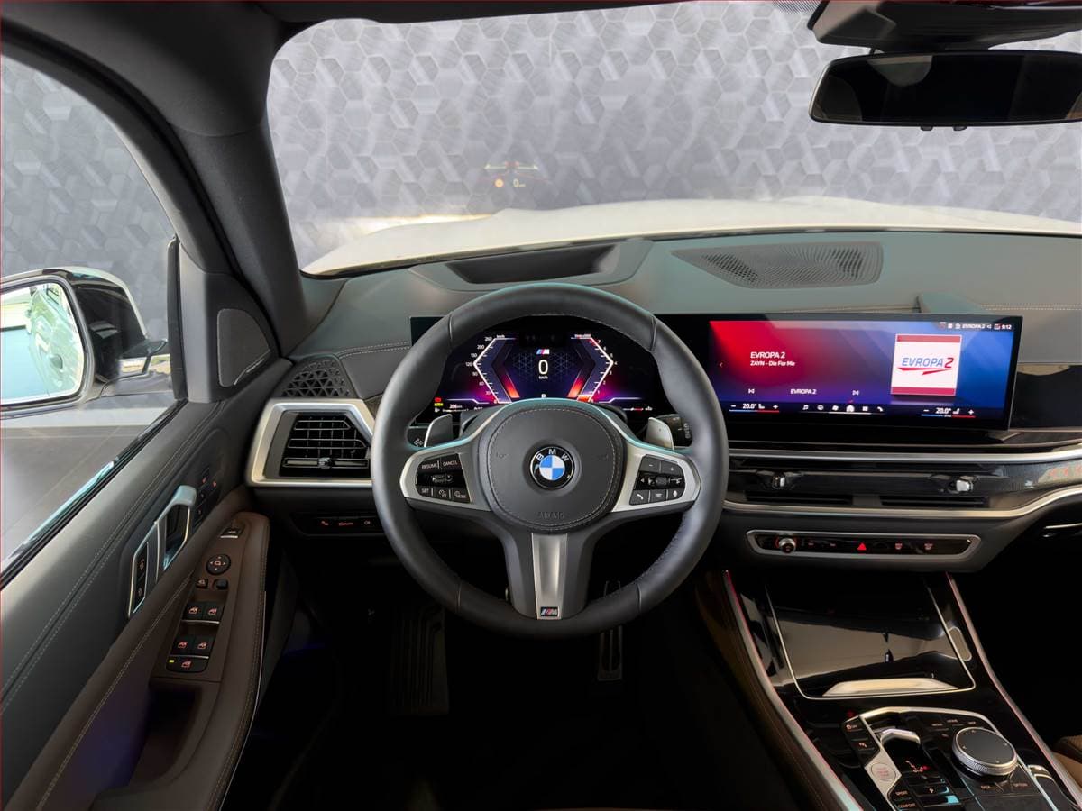 2025 BMW X5 - 17