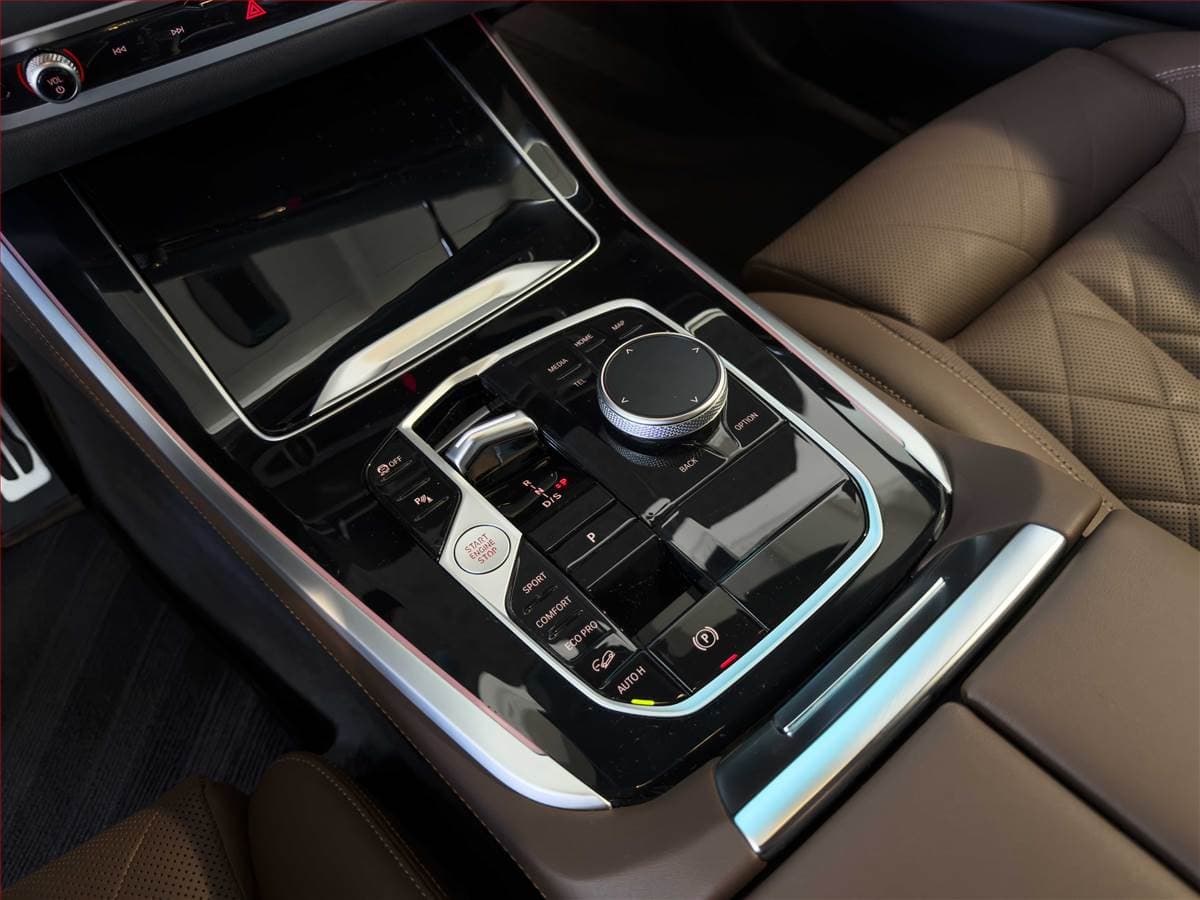 2025 BMW X5 - 9