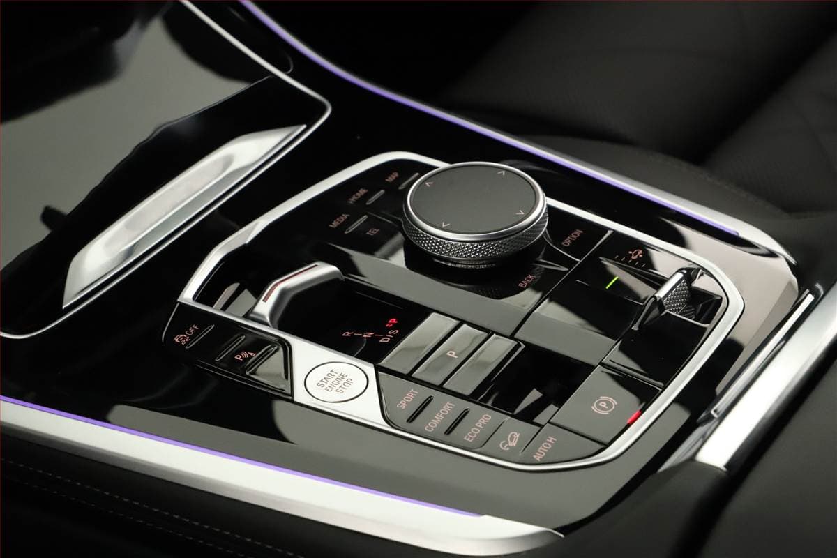 2025 BMW X5 - 10
