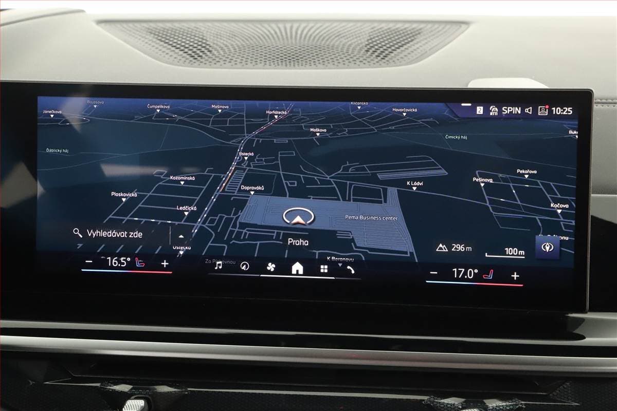 2025 BMW X5 - 14