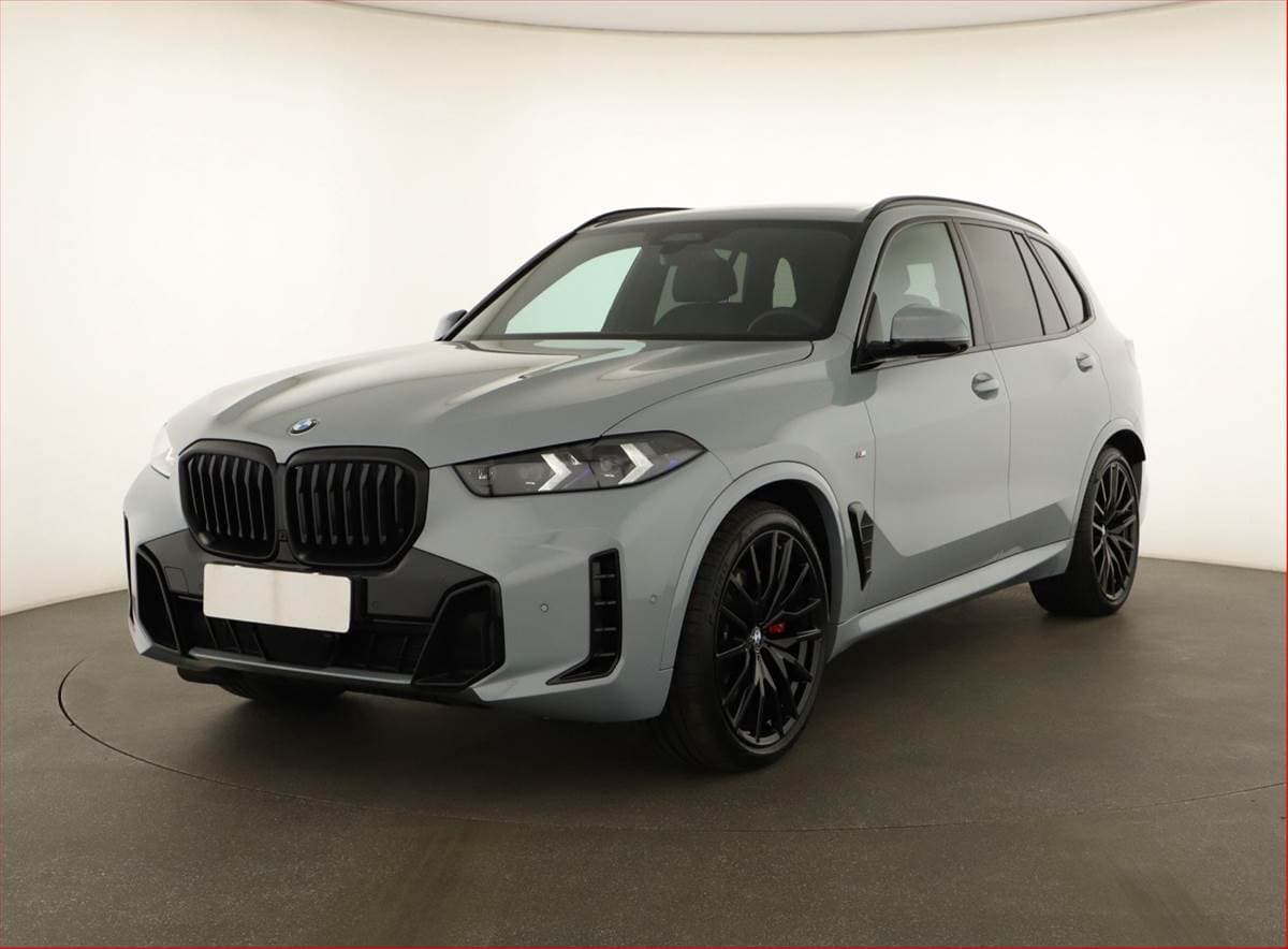 2025 BMW X5 - 2