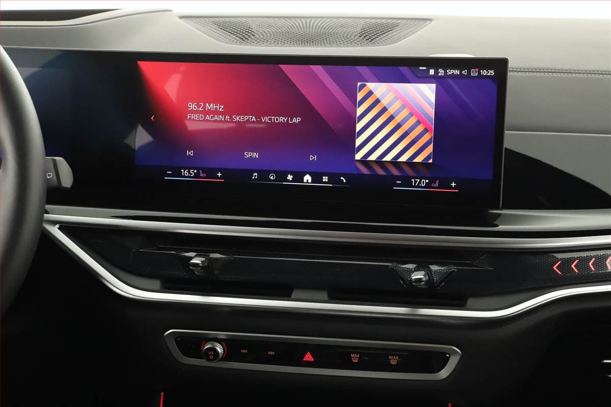 2025 BMW X5 - 9