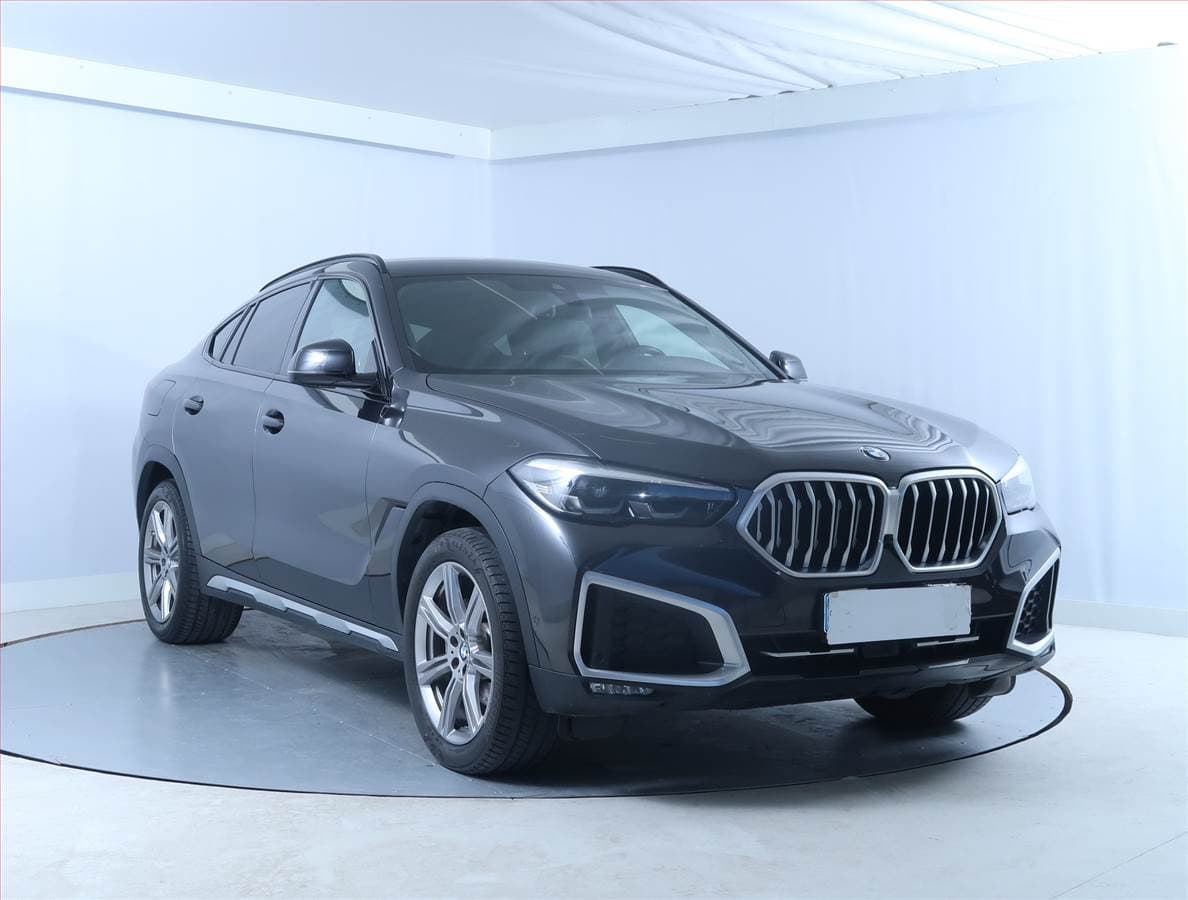 2021 BMW X6