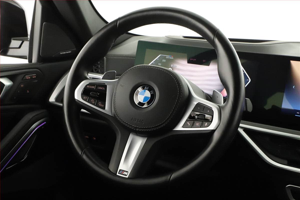 2024 BMW X6 - 16