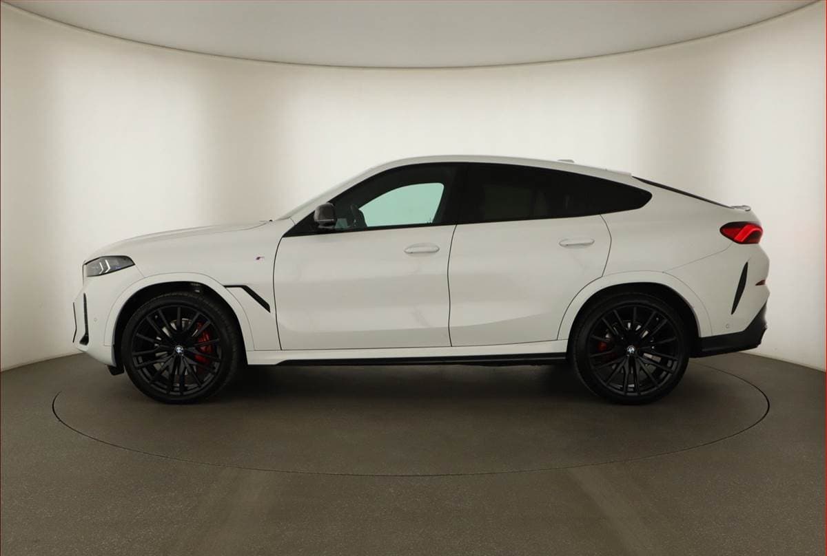 2025 BMW X6 - 3