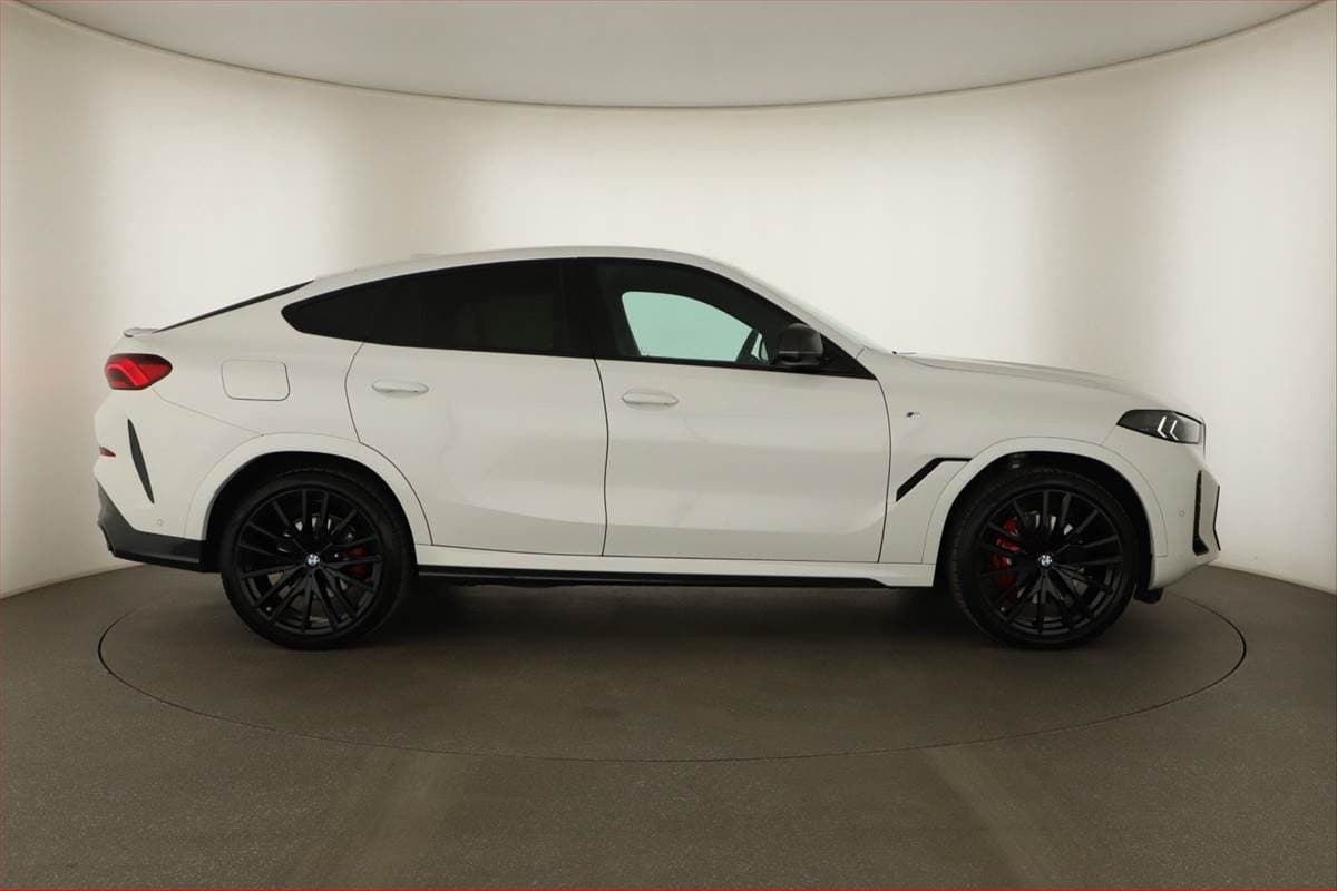 2025 BMW X6 - 6