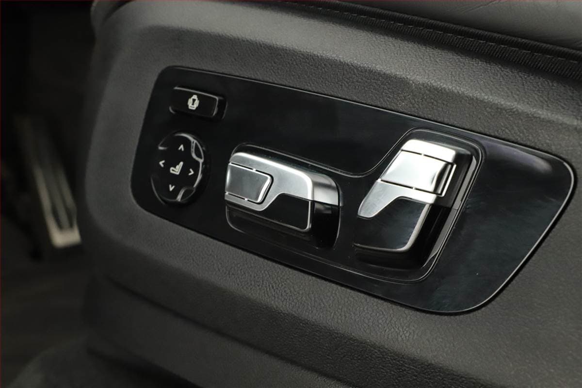 2024 BMW X7 - 12