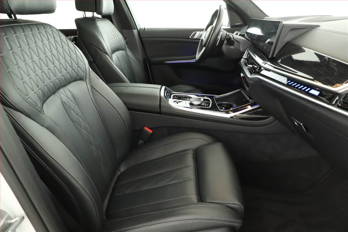 2024 BMW X7 - 20