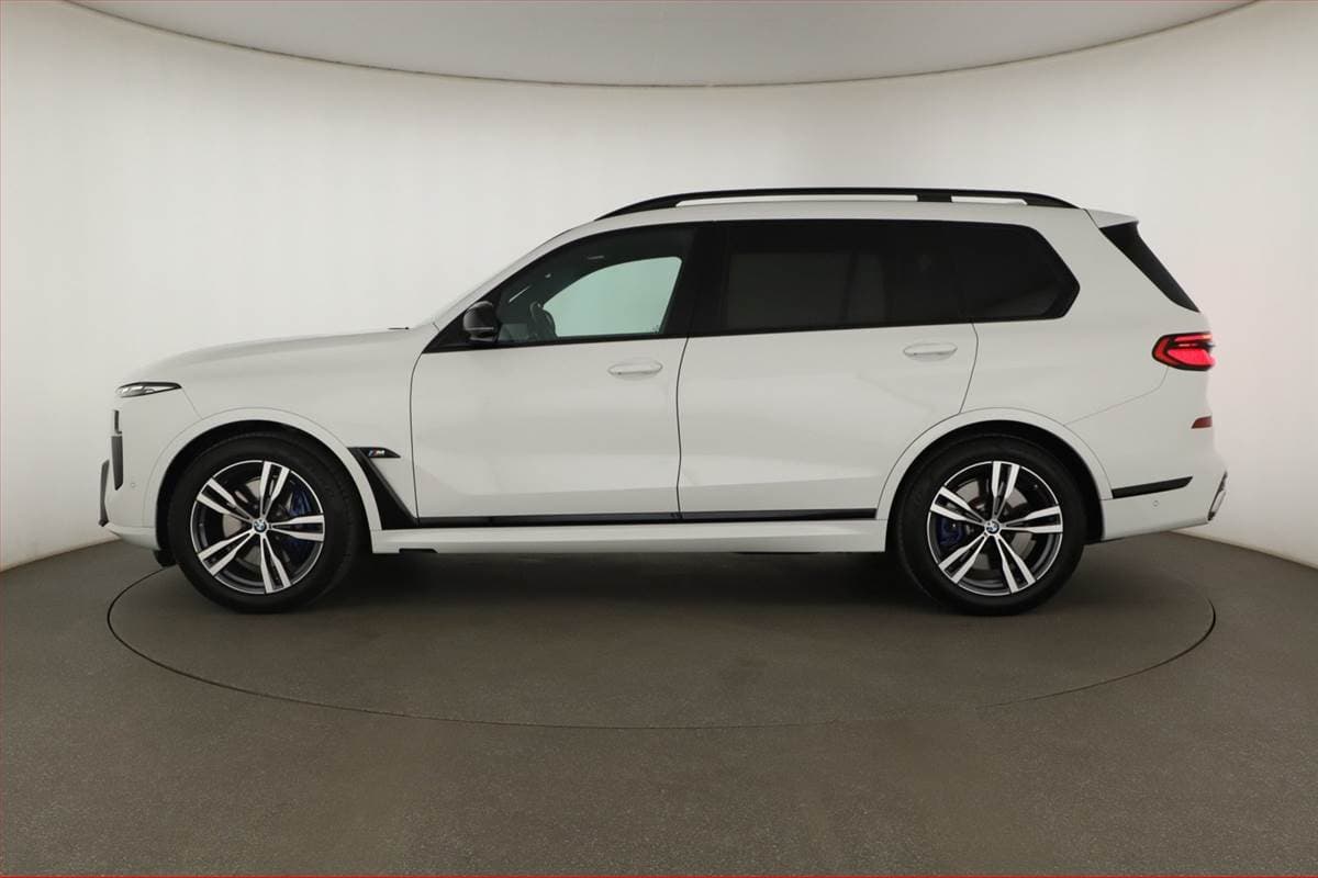 2024 BMW X7 - 3