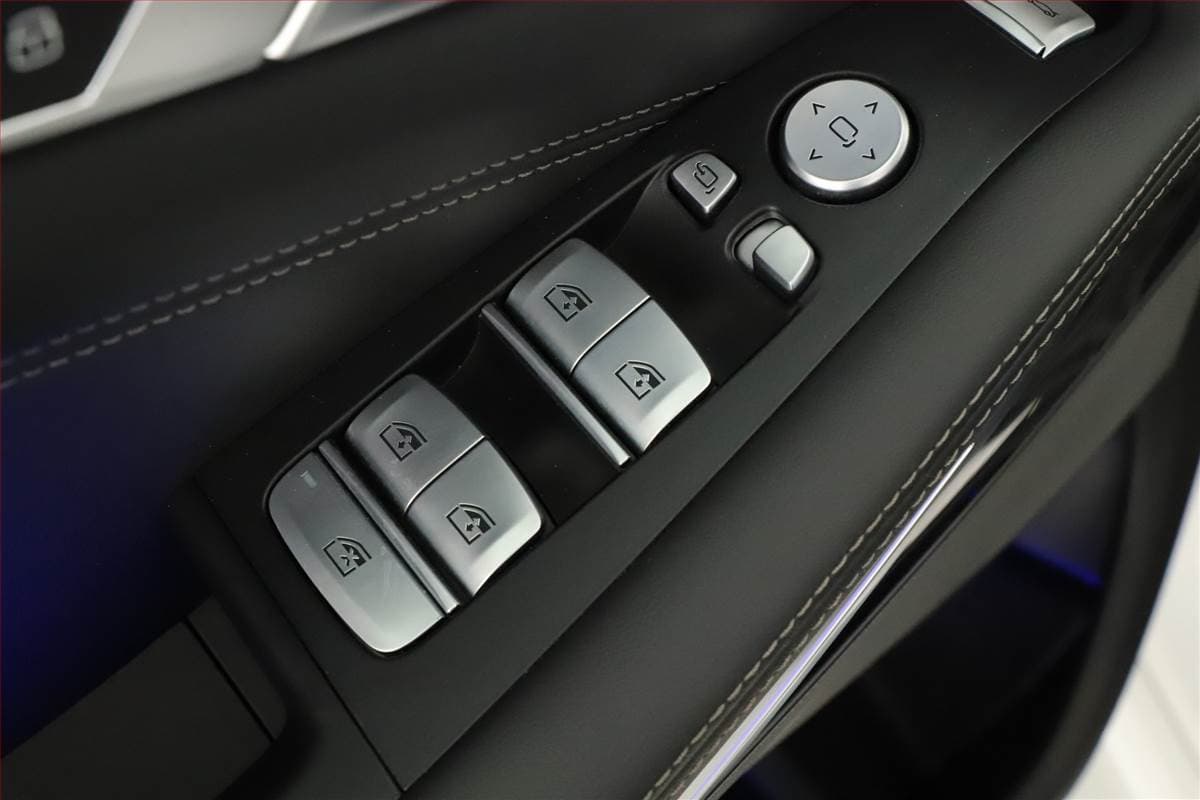 2024 BMW X7 - 9