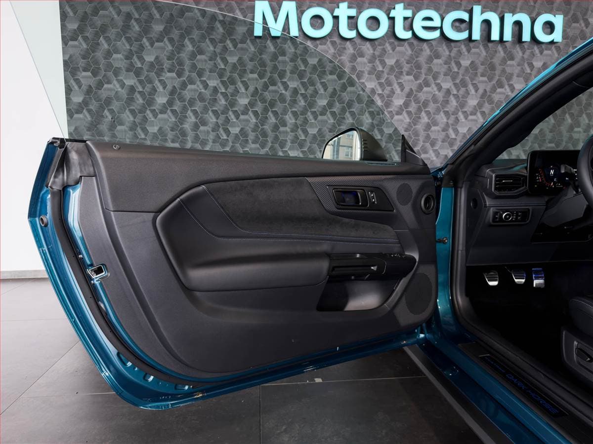 2026 Ford MUSTANG - 12
