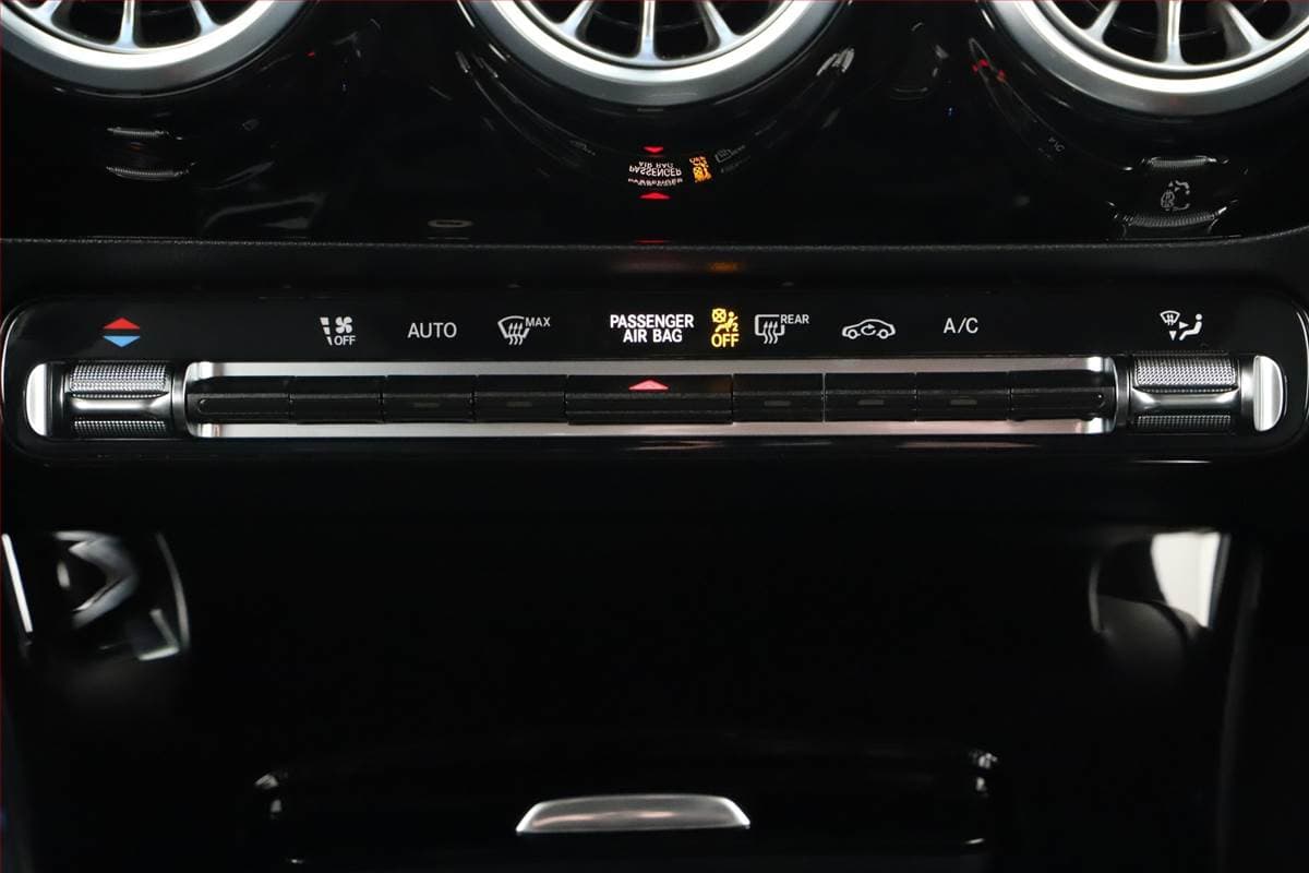 2025 Mercedes-Benz CLA - 20