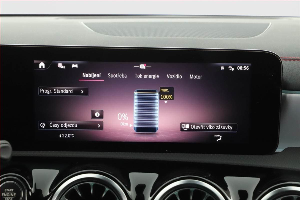 2025 Mercedes-Benz CLA - 16