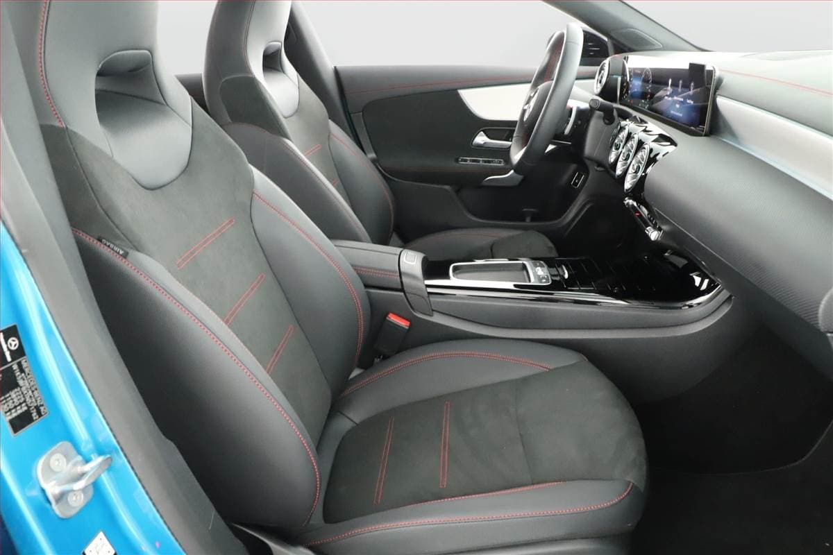 2025 Mercedes-Benz CLA - 7