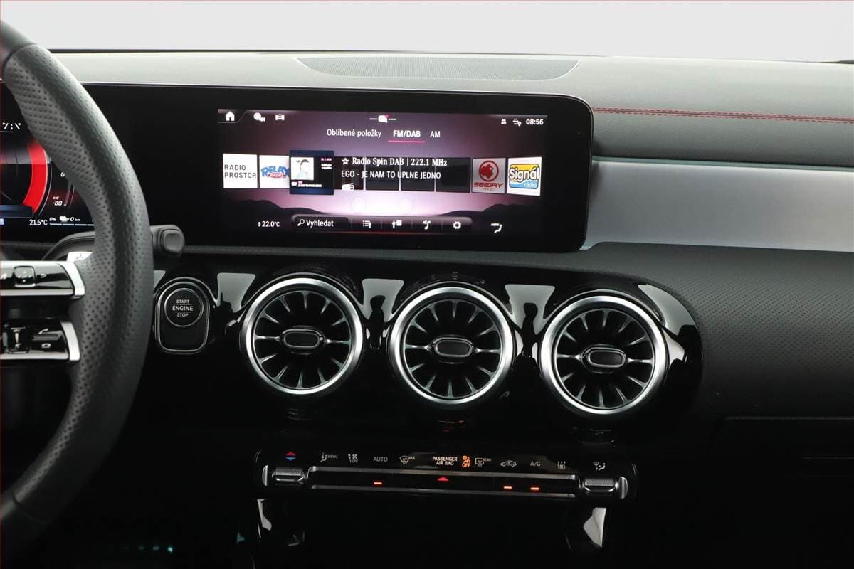 2025 Mercedes-Benz CLA - 9