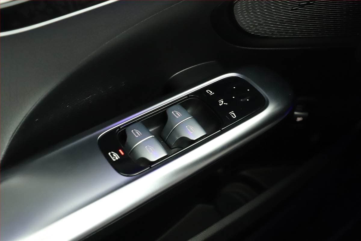 2023 Mercedes-Benz C-CLASS - 18