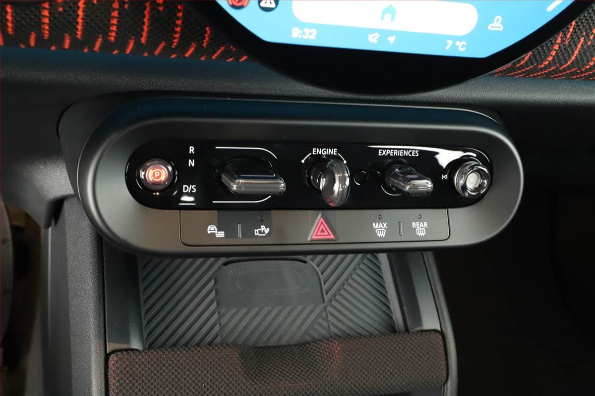 2025 Mini COUNTRYMAN - 16