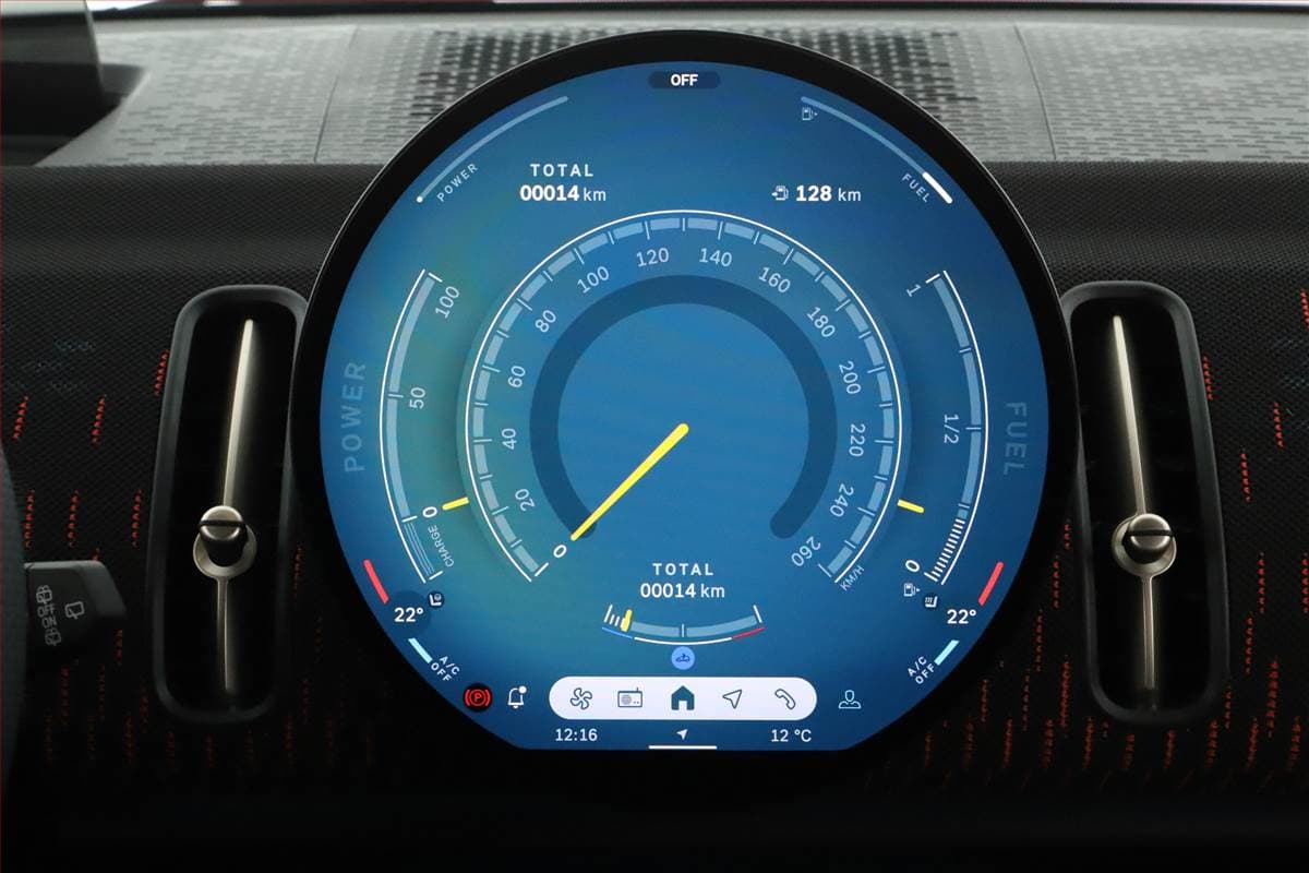 2025 Mini COUNTRYMAN - 17