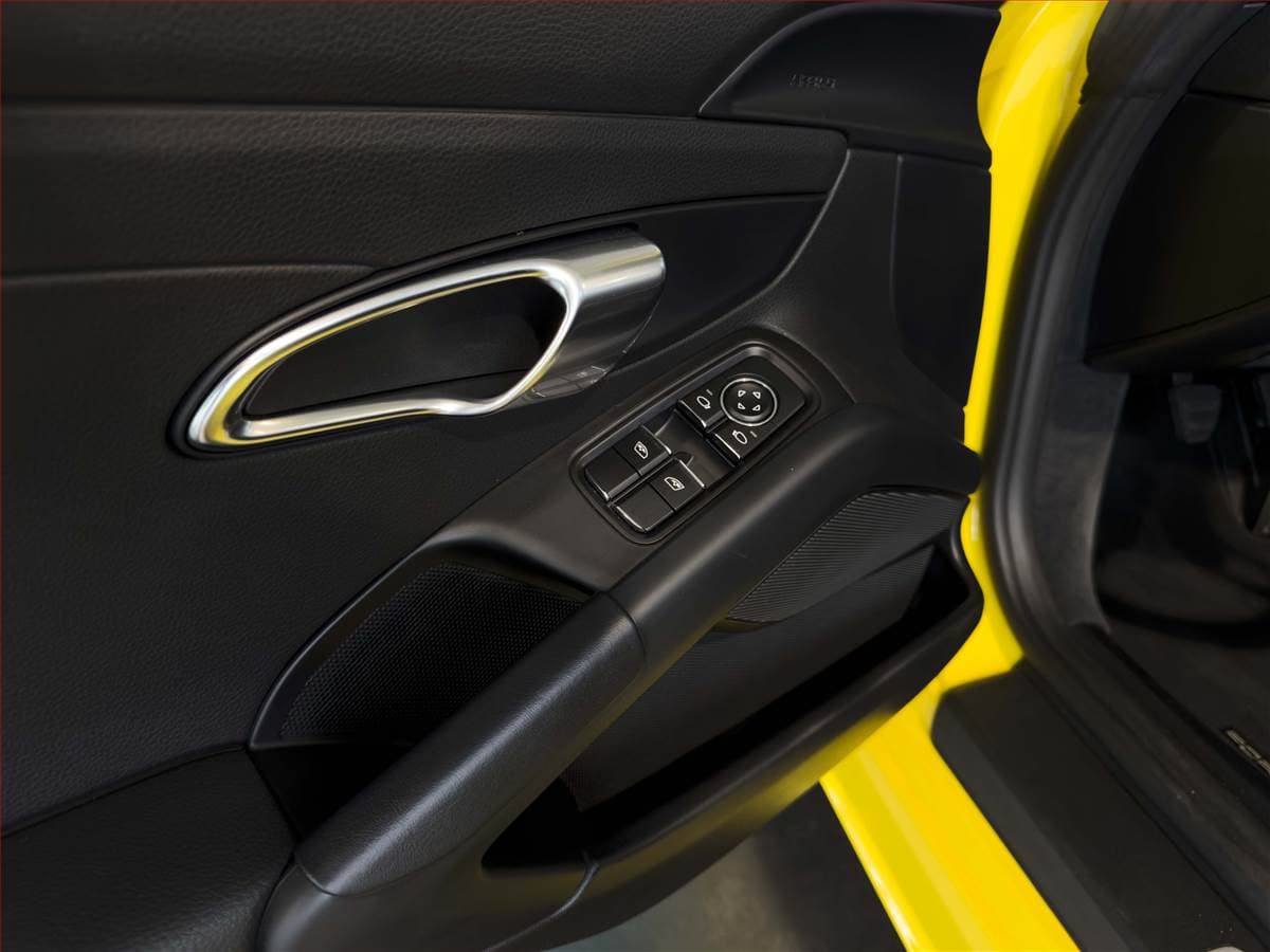 2019 Porsche BOXSTER - 12