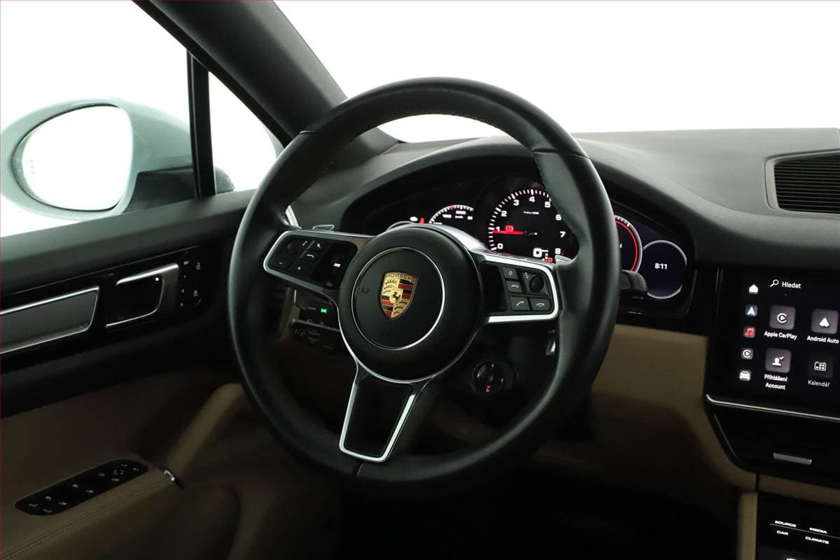 2022 Porsche CAYENNE - 14