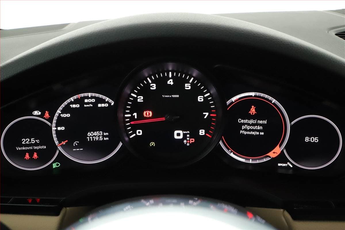 2022 Porsche CAYENNE - 8