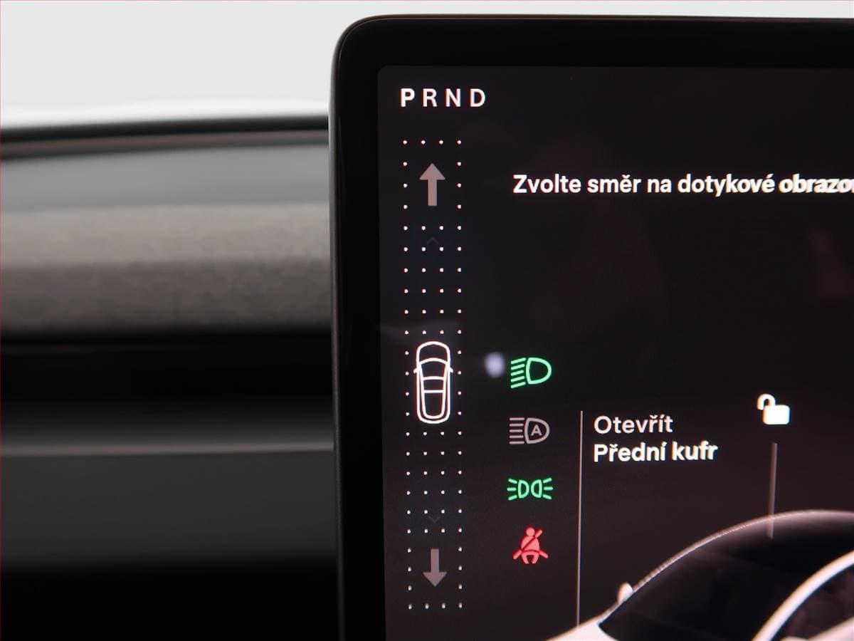 2024 Tesla MODEL 3 - 13