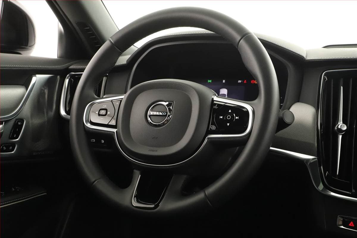 2024 Volvo S90 - 8