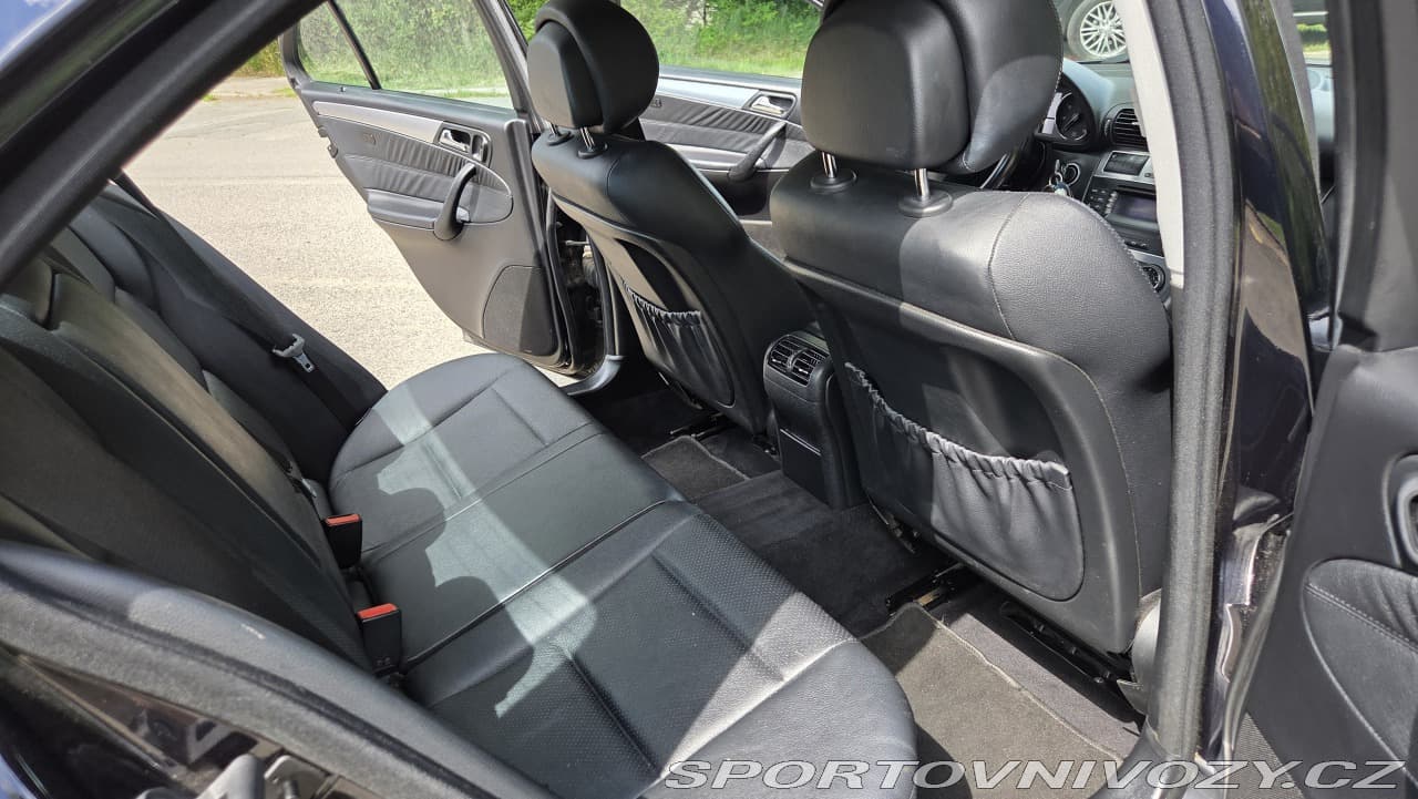 2006 Mercedes-Benz C-CLASS - 12