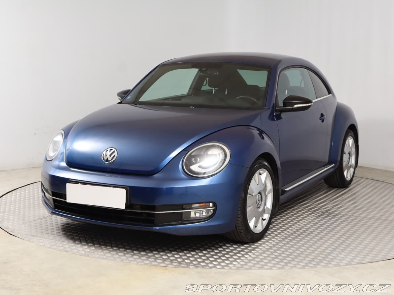 2012 Volkswagen BEETLE - 2