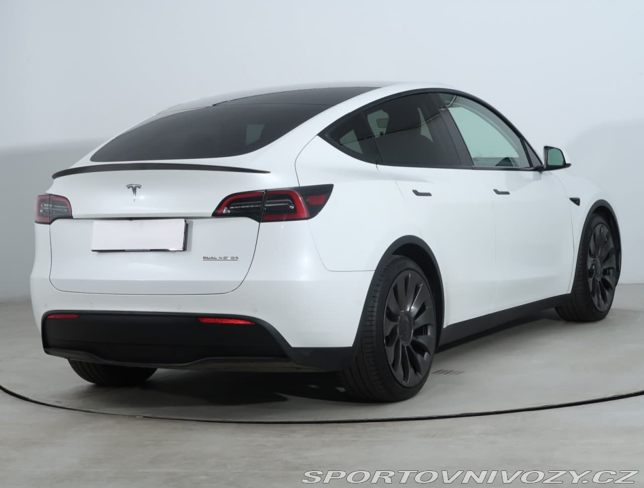 2022 Tesla MODEL Y - 5