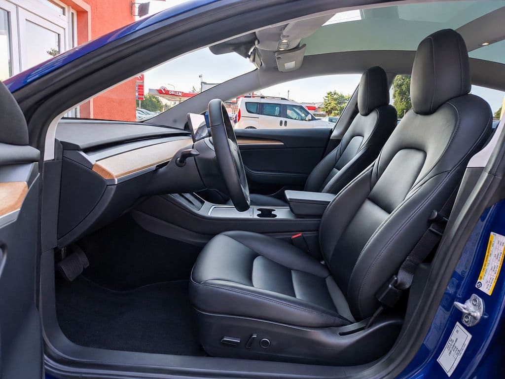 2022 Tesla MODEL 3 - 9