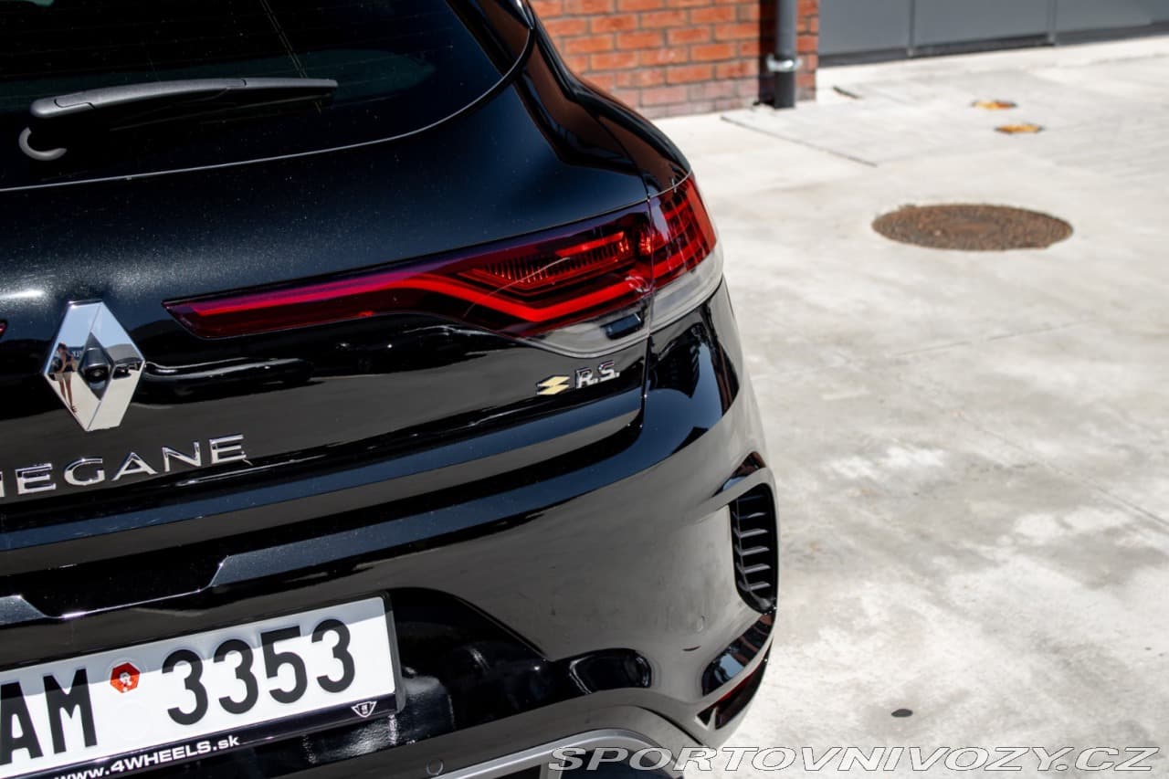 2022 Renault MEGANE - 12