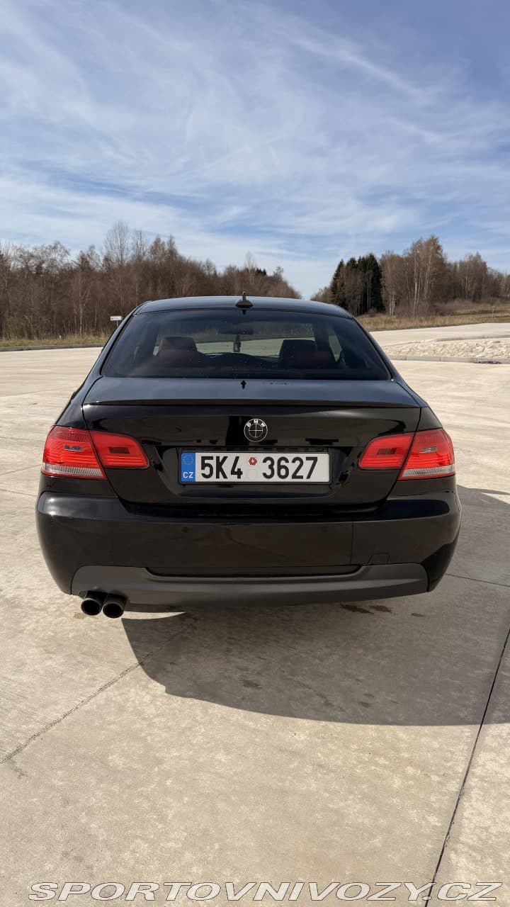 2009 BMW 3-SERIES - 11