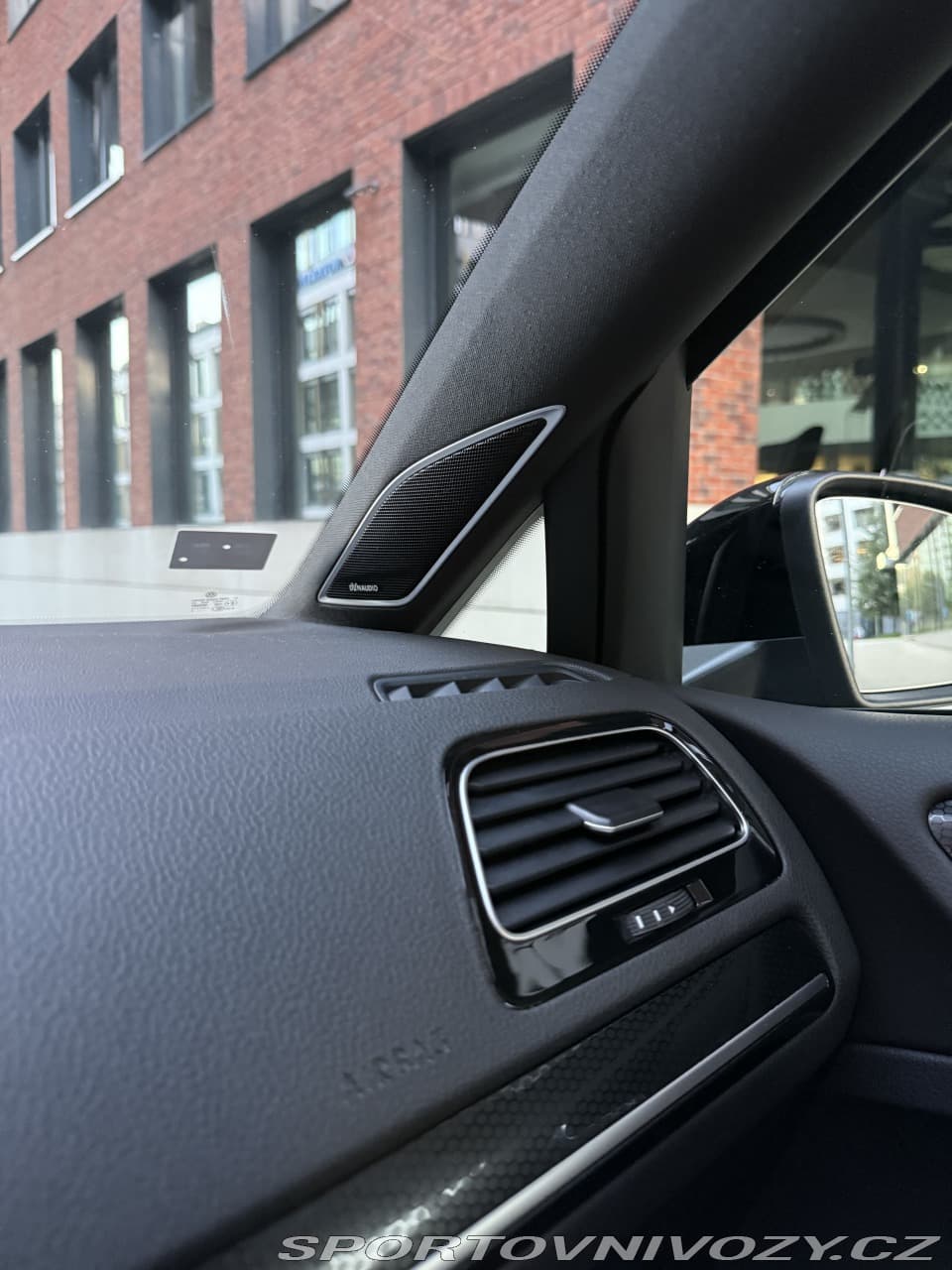 2016 Volkswagen GOLF - 12