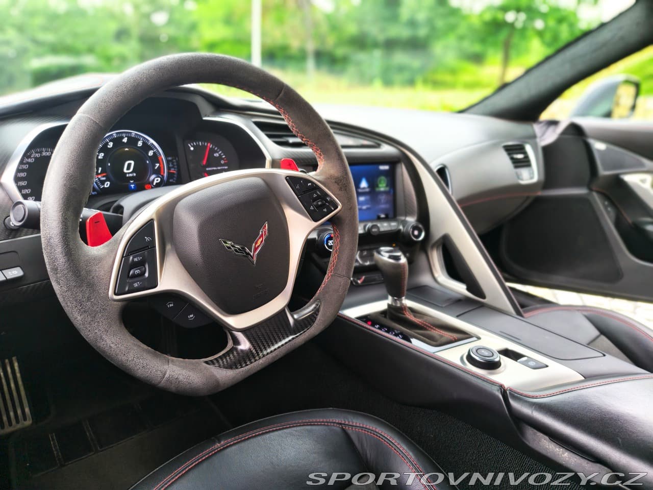 2018 Chevrolet CORVETTE - 11