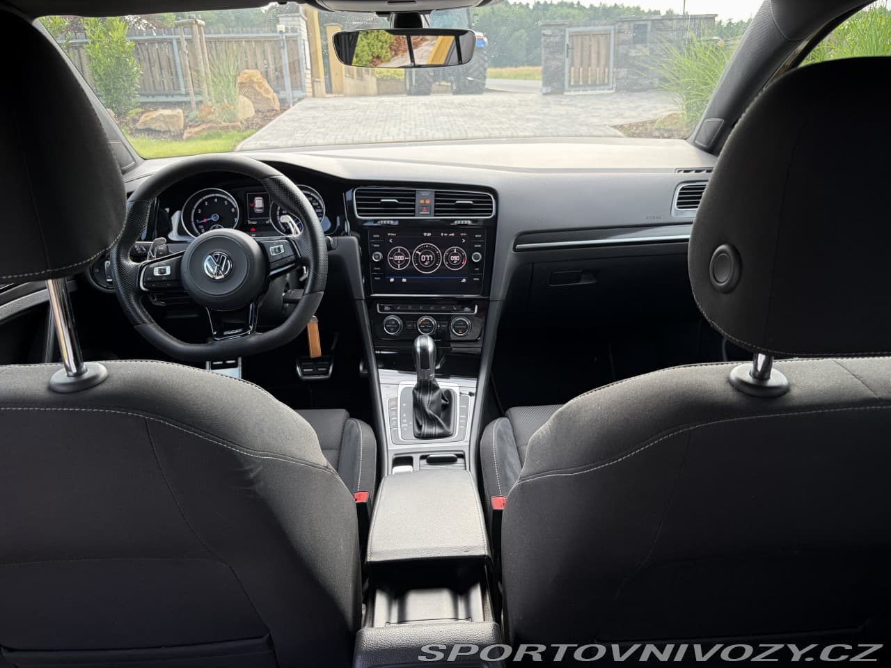 2017 Volkswagen GOLF - 17