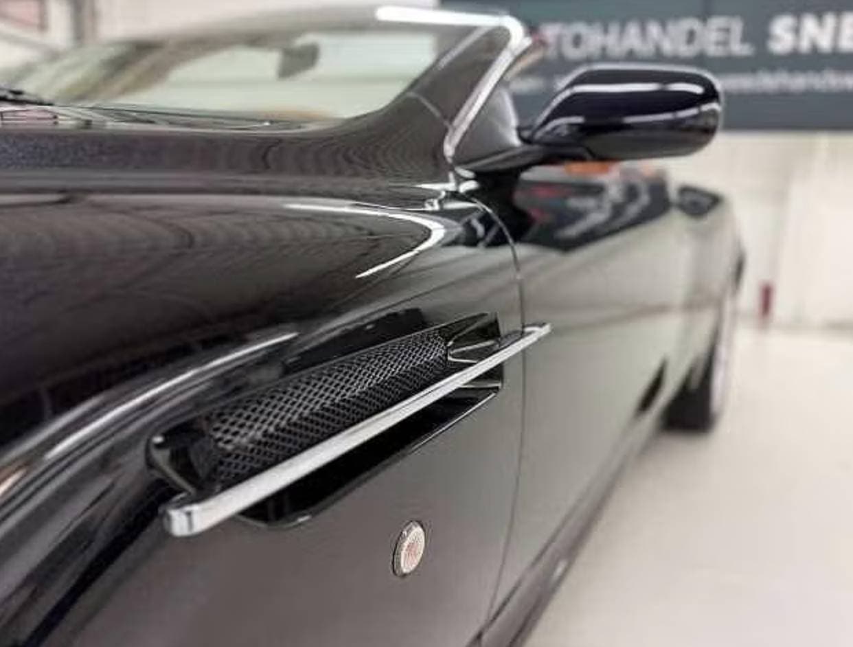 2006 Aston Martin DB9 - 14