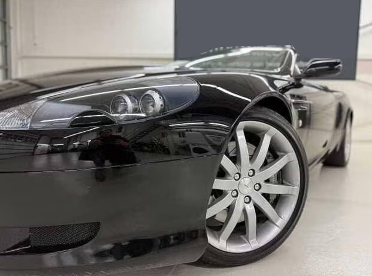2006 Aston Martin DB9 - 4