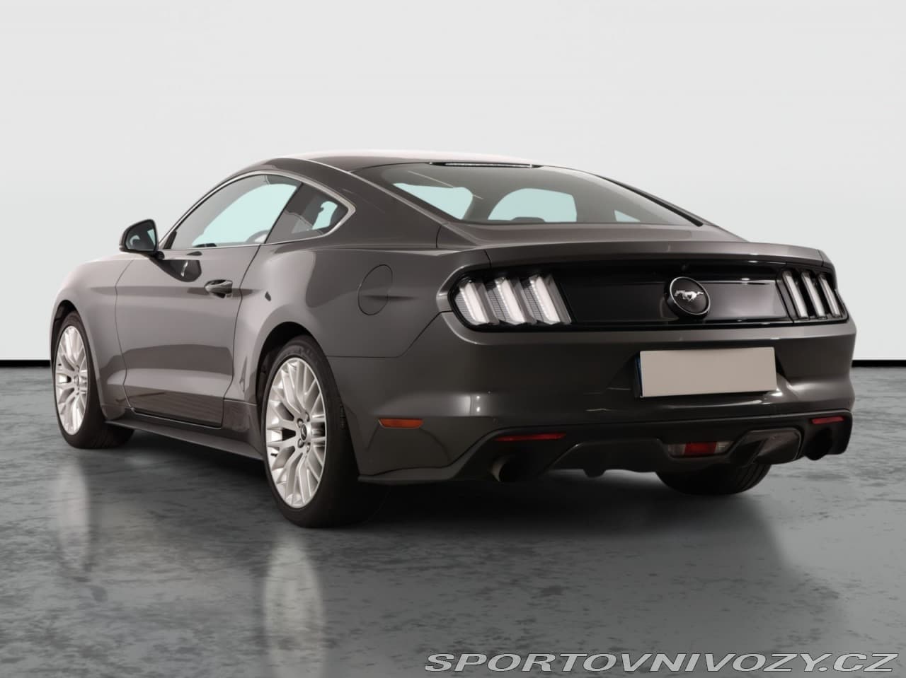 2016 Ford MUSTANG - 4
