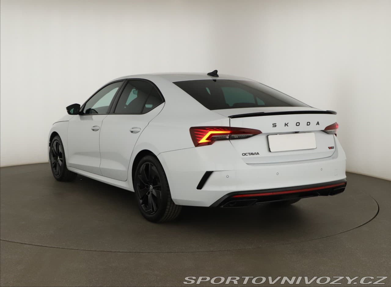 2024 Škoda OCTAVIA - 4