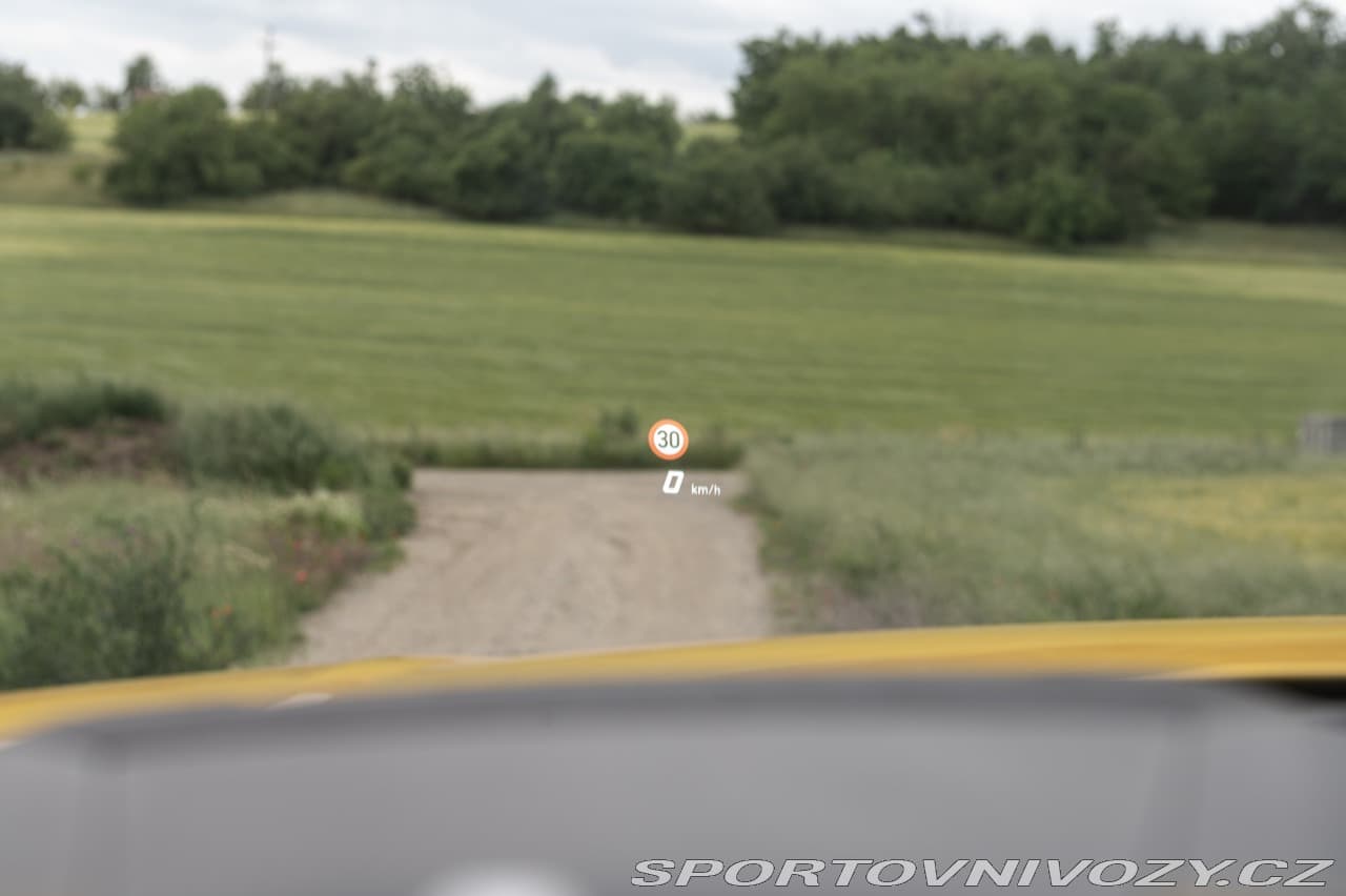 2022 Lamborghini URUS - 12