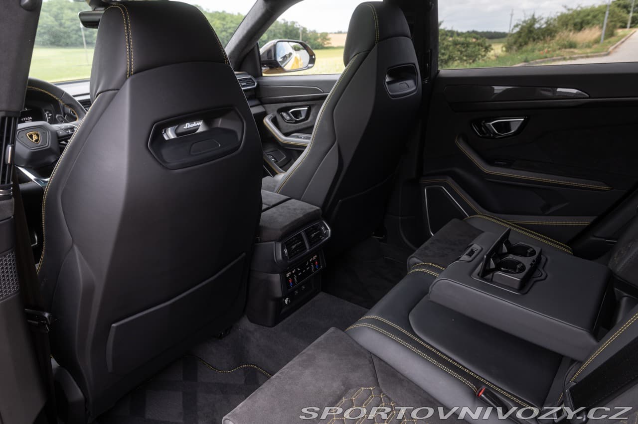 2022 Lamborghini URUS - 18