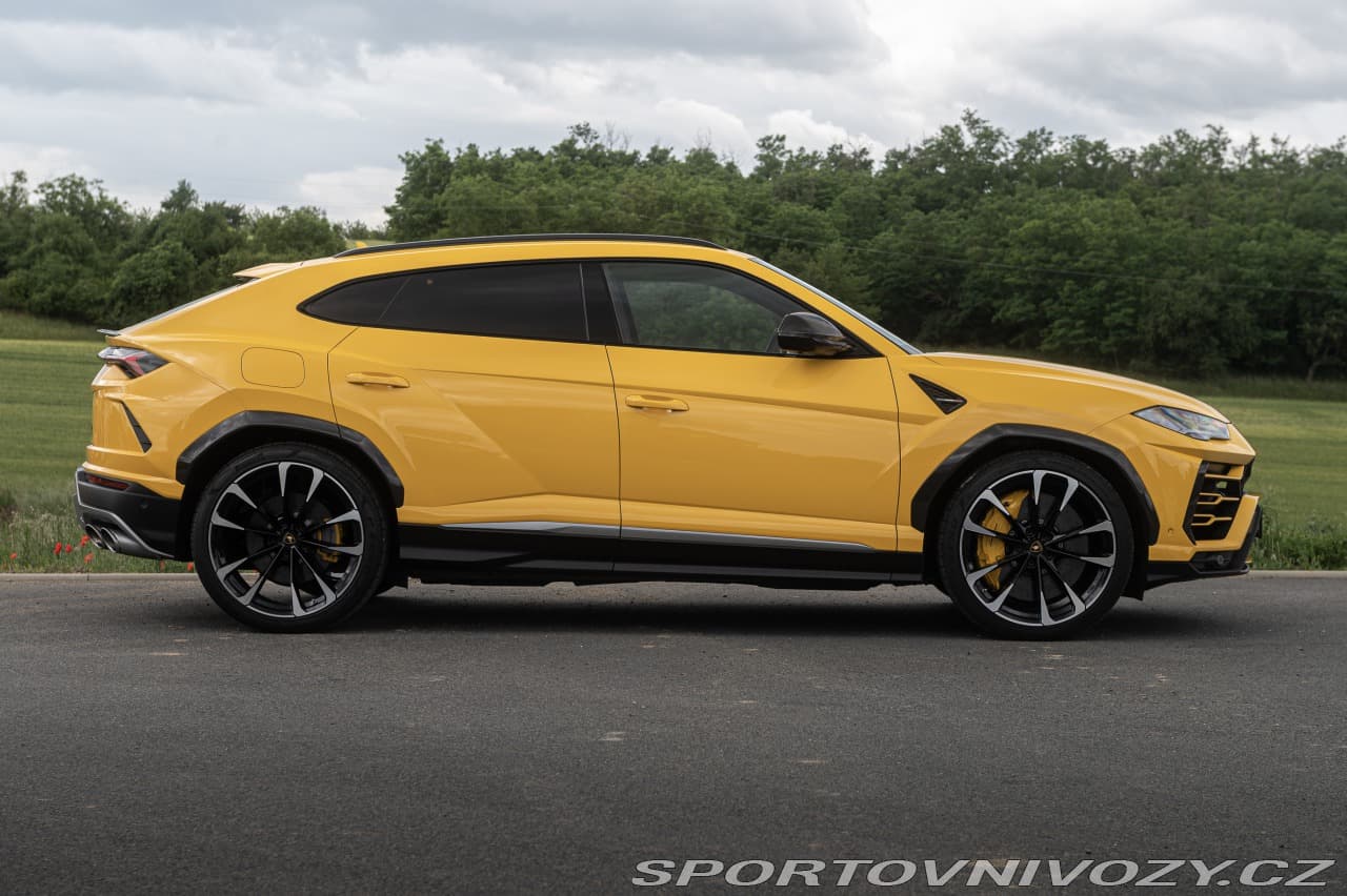 2022 Lamborghini URUS - 4