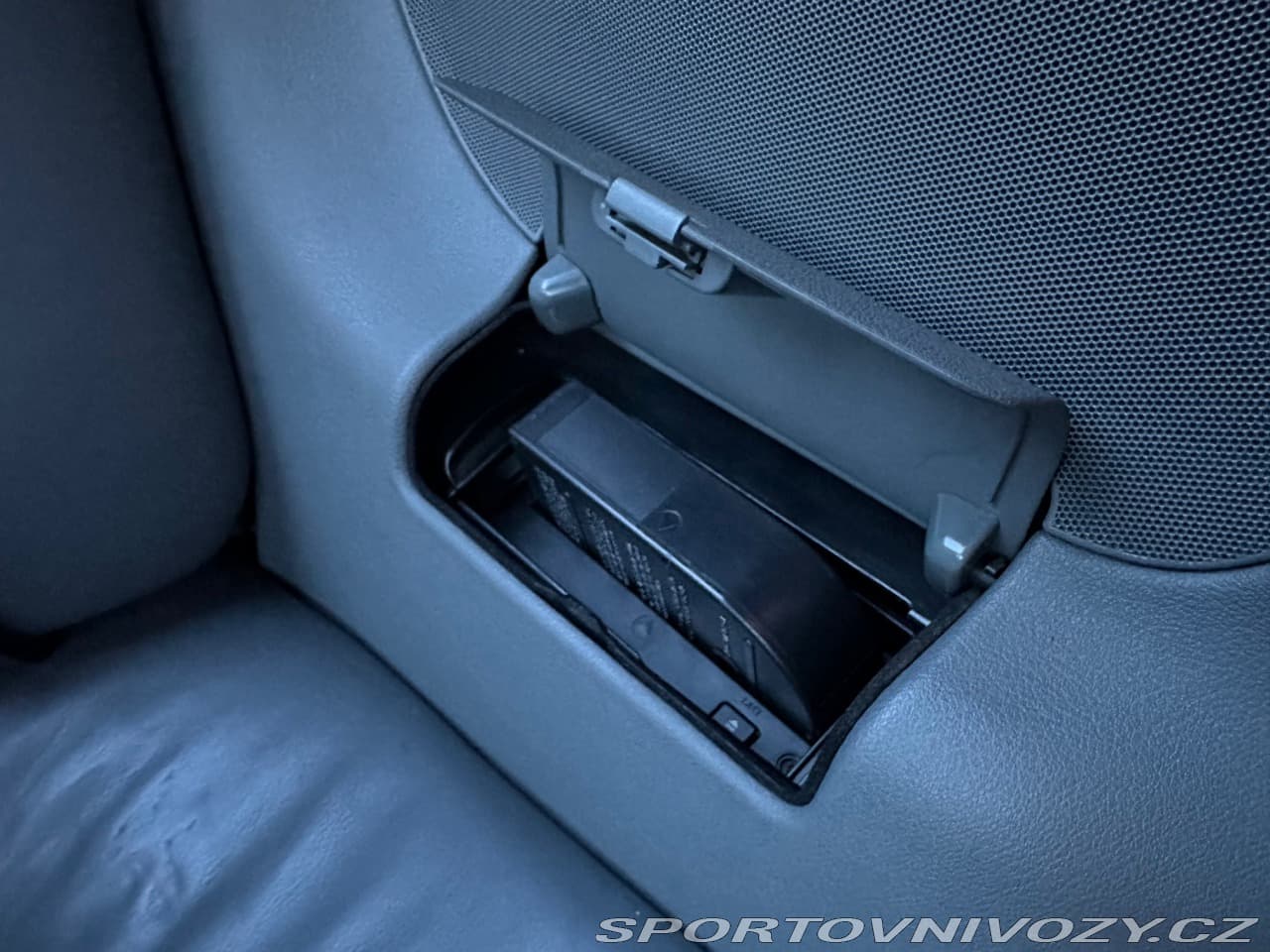 2000 Audi TT - 11