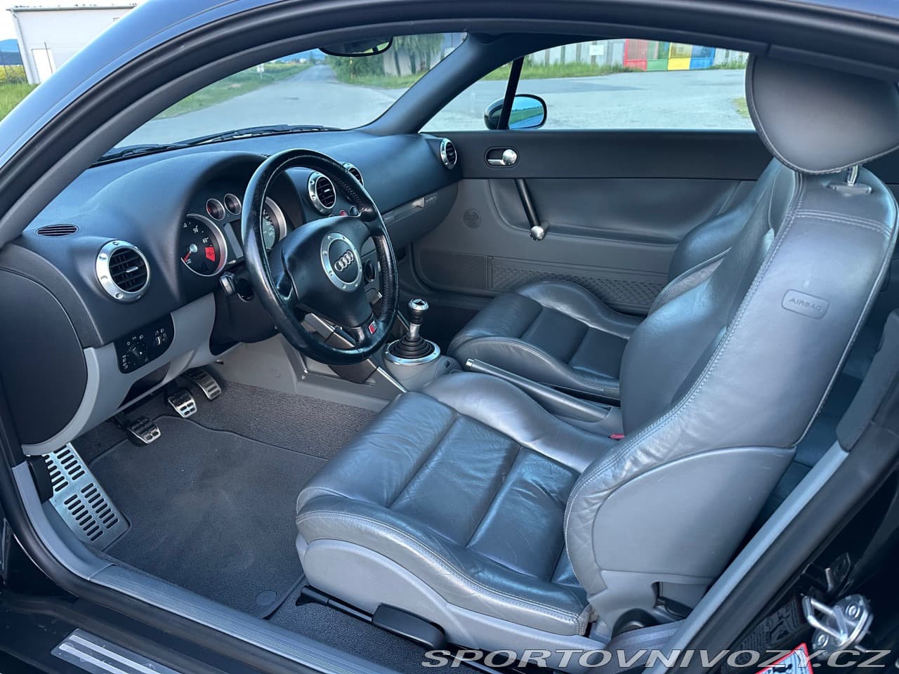 2000 Audi TT - 8