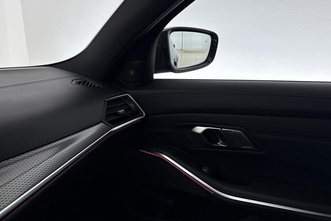 2024 BMW M3 - 17